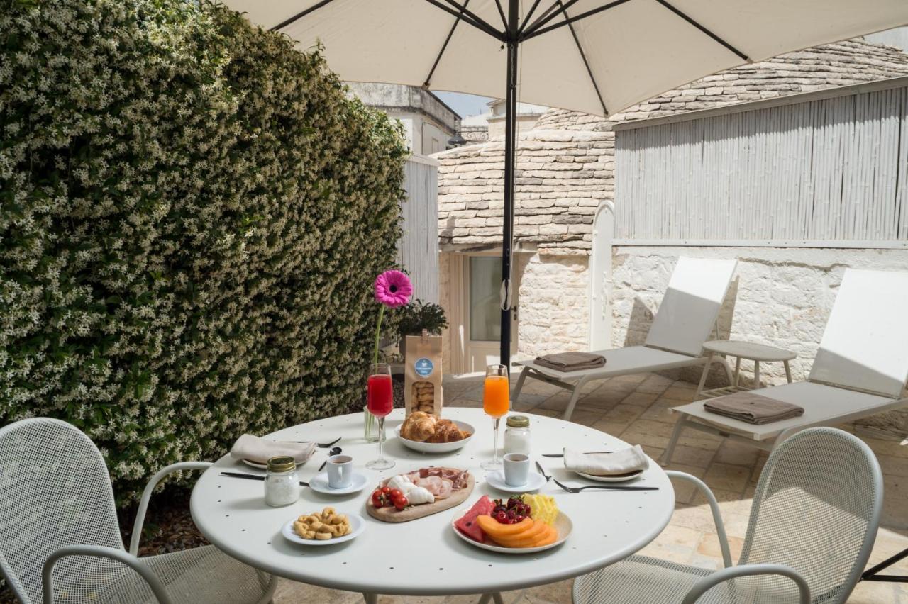 La Mandorla Luxury Trullo Bed and Breakfast Αλμπερομπέλο Εξωτερικό φωτογραφία